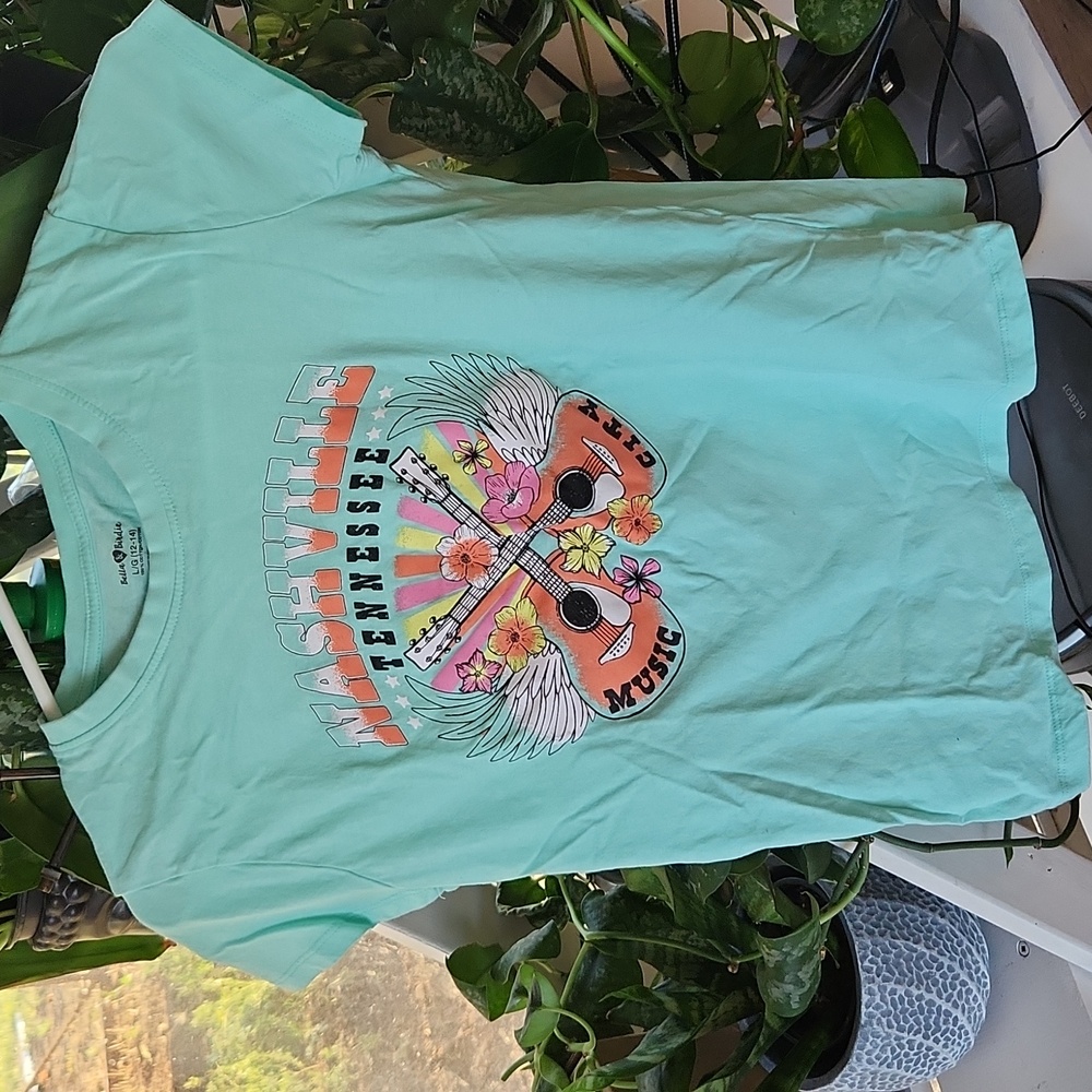 Nashville Tenessee Girls Graphic tshirt